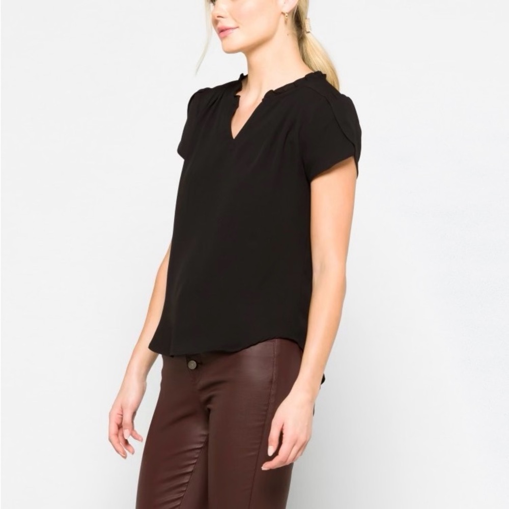 41 Hawthorn Black Ruffle-Trim V-Neck Short Sleeve Blouse - Picture 3 of 4